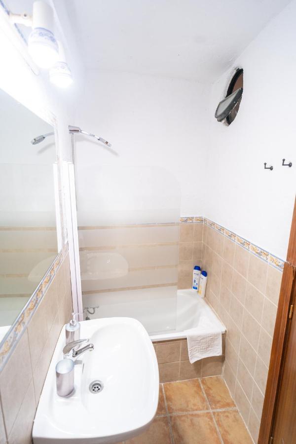 Apartamentos Resil Center Ronda Exteriör bild